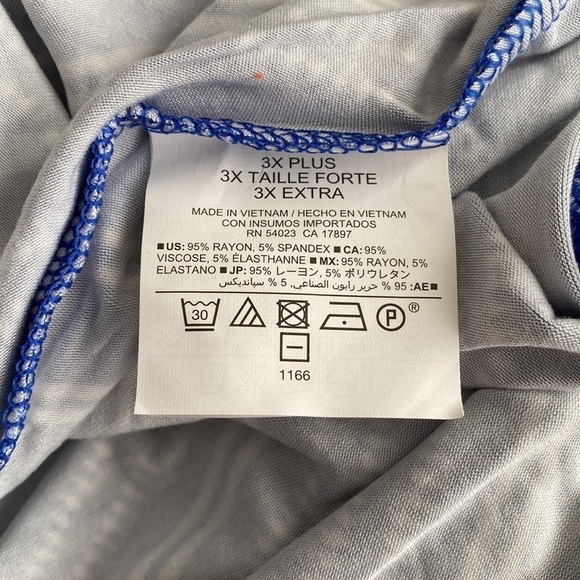 Old Navy - Amazing Chevron Zig-Zag Print Skirt - Picture 5 of 5